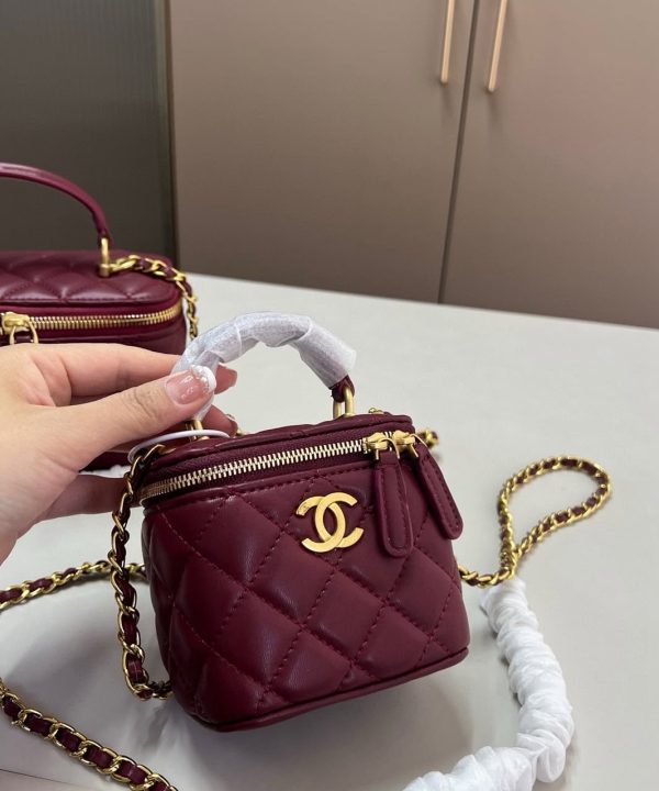 Chanel mini